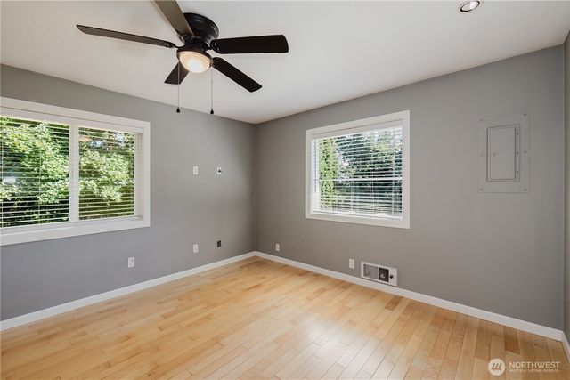 3004 Olympus Drive NE, Bremerton, WA 98310