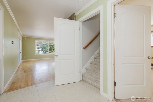 3004 Olympus Drive NE, Bremerton, WA 98310
