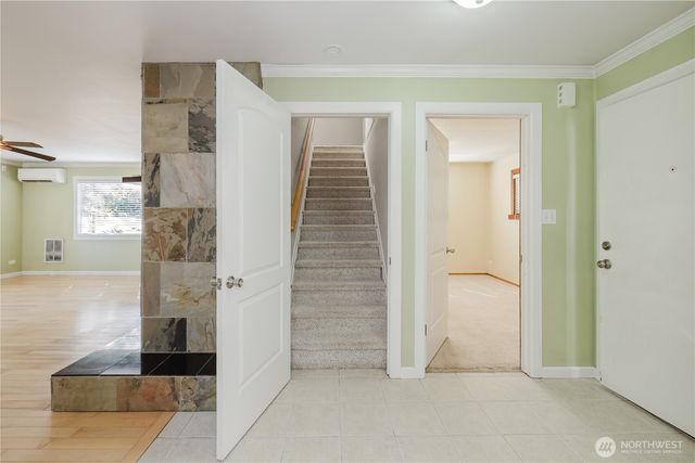 3004 Olympus Drive NE, Bremerton, WA 98310