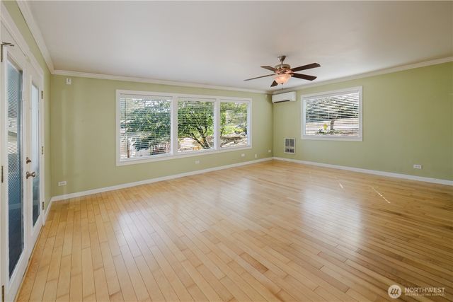 3004 Olympus Drive NE, Bremerton, WA 98310