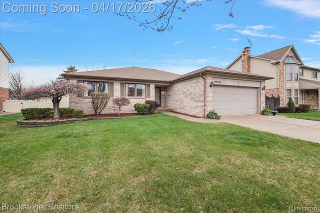 20825 Cannon Drive, Clinton Charter Township, MI 48038