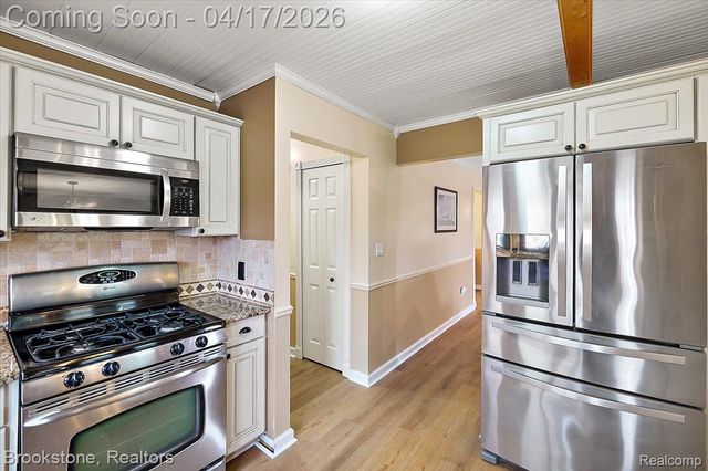 20825 Cannon Drive, Clinton Charter Township, MI 48038