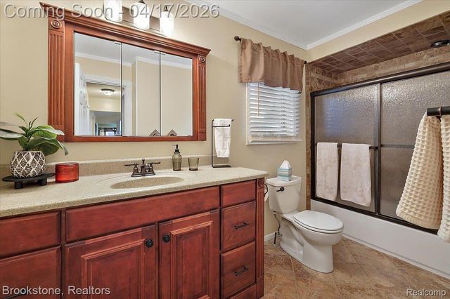 20825 Cannon Drive, Clinton Charter Township, MI 48038