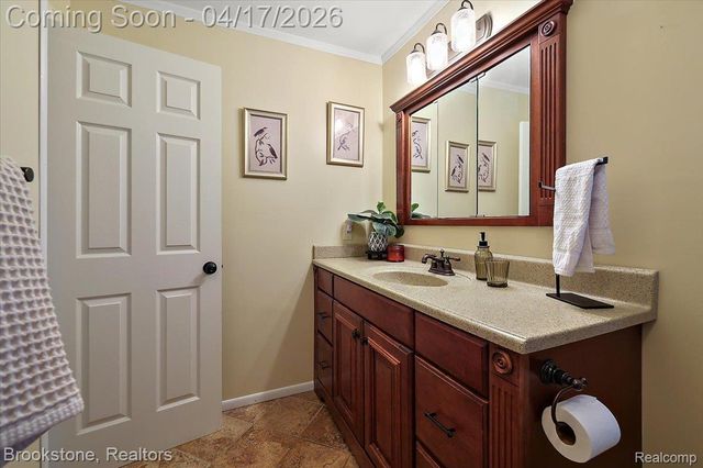 20825 Cannon Drive, Clinton Charter Township, MI 48038