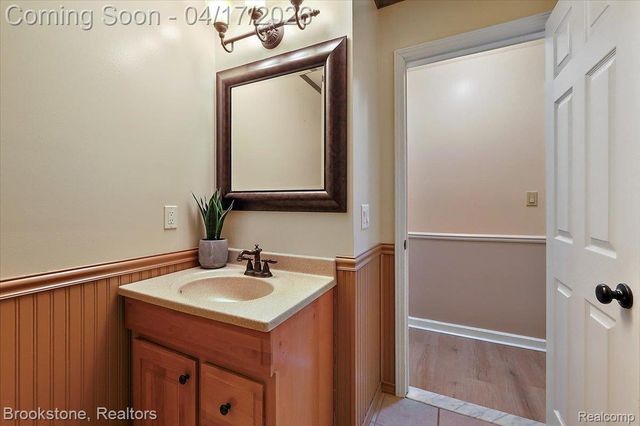 20825 Cannon Drive, Clinton Charter Township, MI 48038