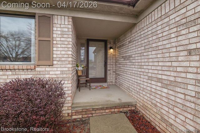 20825 Cannon Drive, Clinton Charter Township, MI 48038