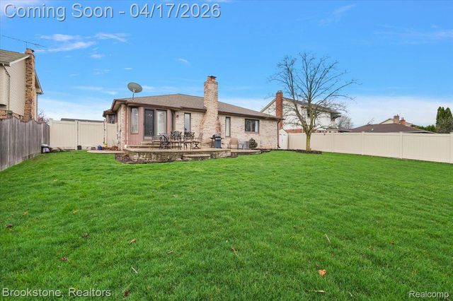 20825 Cannon Drive, Clinton Charter Township, MI 48038