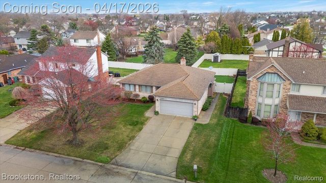 20825 Cannon Drive, Clinton Charter Township, MI 48038