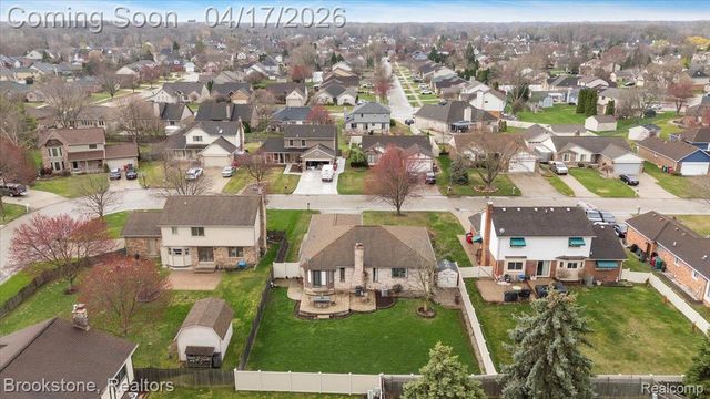 20825 Cannon Drive, Clinton Charter Township, MI 48038