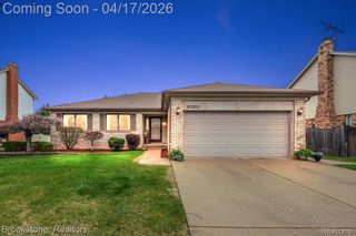 20825 Cannon Drive, Clinton Charter Township, MI 48038