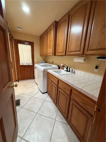 26180 Augusta, Lake Arrowhead, CA 92352