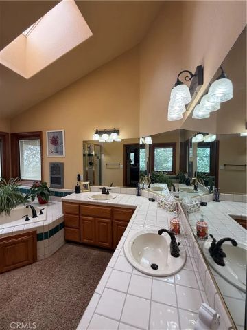 26180 Augusta, Lake Arrowhead, CA 92352