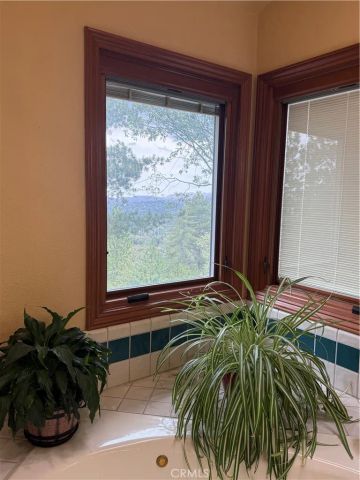 26180 Augusta, Lake Arrowhead, CA 92352