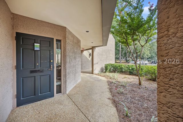 19 Shelter Cove Ln Ste 105, Hilton Head Island, SC 29928