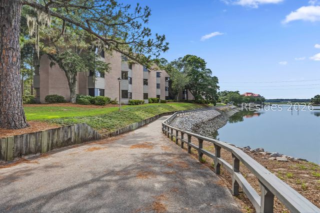 19 Shelter Cove Ln Ste 105, Hilton Head Island, SC 29928