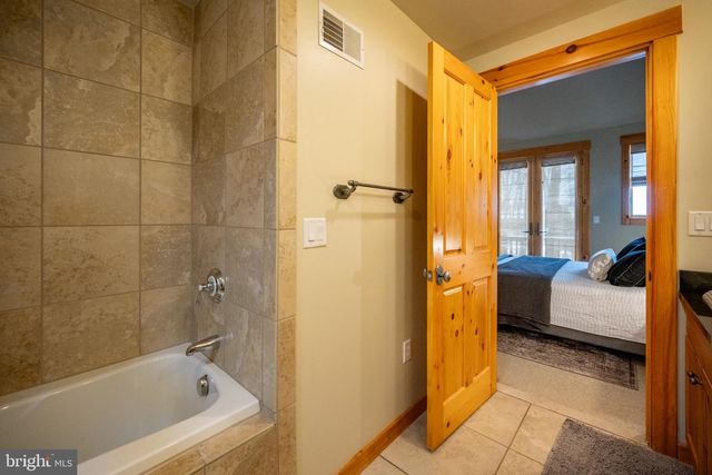 200 KENDALL CAMP CIR, Mc Henry, MD 21541