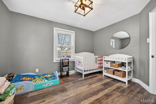 5 Kenwood Drive, Hazelwood, MO 63042