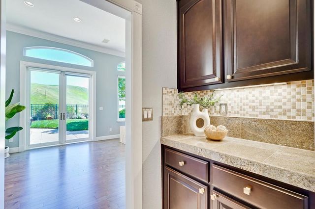 5960 Gleneagles Circle, San Jose, CA 95138