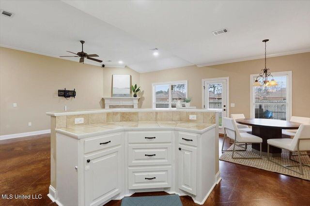 115 Lennox Place, Brandon, MS 39042