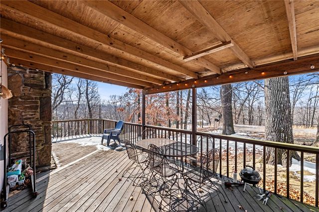 14 London Drive, Bella Vista, AR 72715