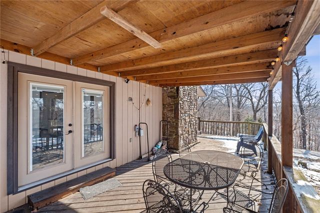 14 London Drive, Bella Vista, AR 72715