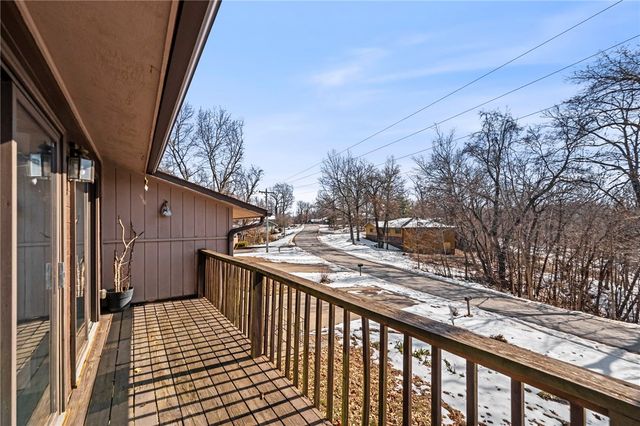 14 London Drive, Bella Vista, AR 72715