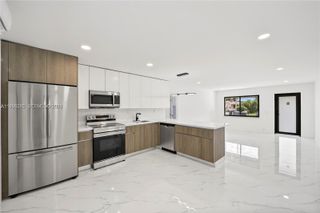 5635 Pierce St, Hollywood, FL 33021