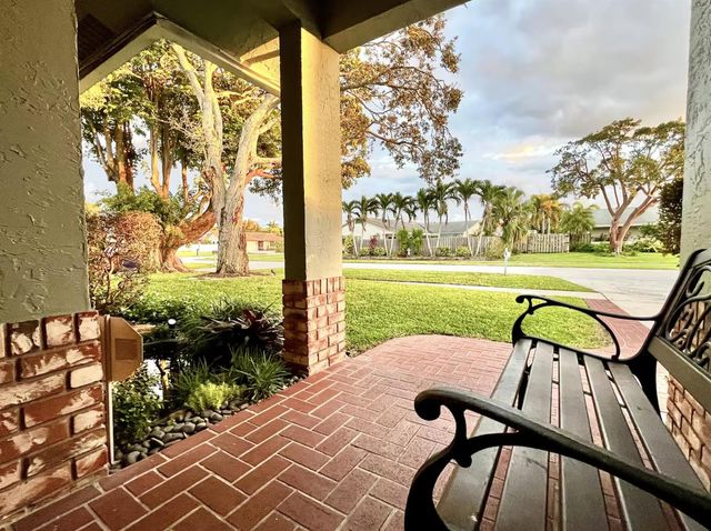 2807 SW 13th Court, Deerfield Beach, FL 33442