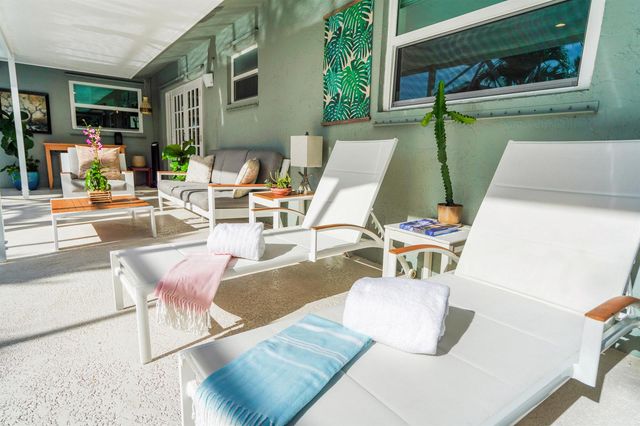 2807 SW 13th Court, Deerfield Beach, FL 33442