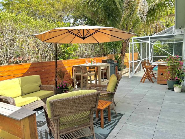 2807 SW 13th Court, Deerfield Beach, FL 33442