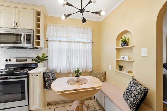 2695 Bellwood Avenue, Columbus, OH 43209