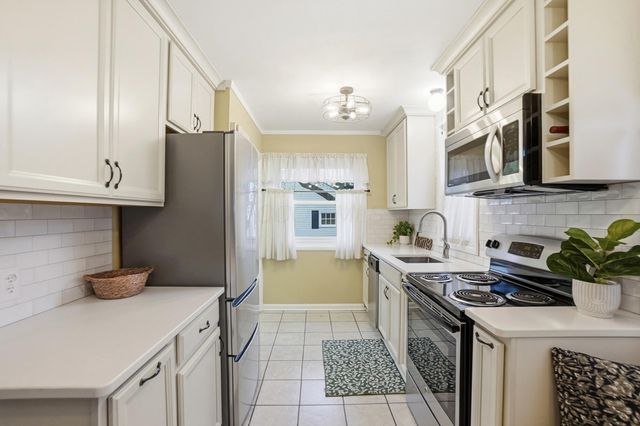 2695 Bellwood Avenue, Columbus, OH 43209