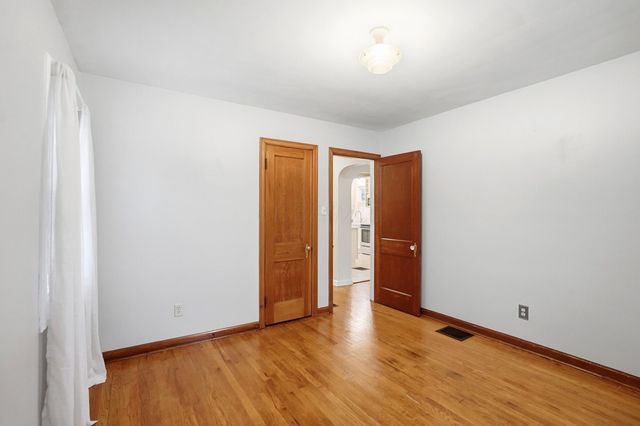 2695 Bellwood Avenue, Columbus, OH 43209