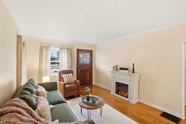 2695 Bellwood Avenue, Columbus, OH 43209