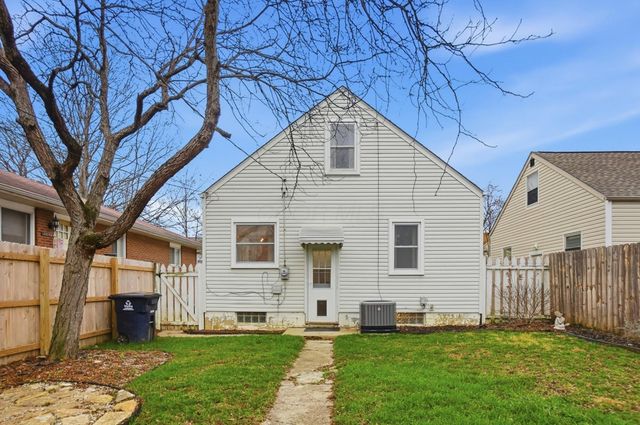 2695 Bellwood Avenue, Columbus, OH 43209