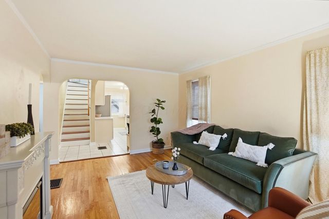 2695 Bellwood Avenue, Columbus, OH 43209