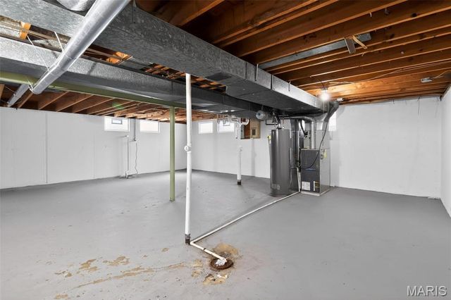 10139 Edgefield Drive, St Louis, MO 63136