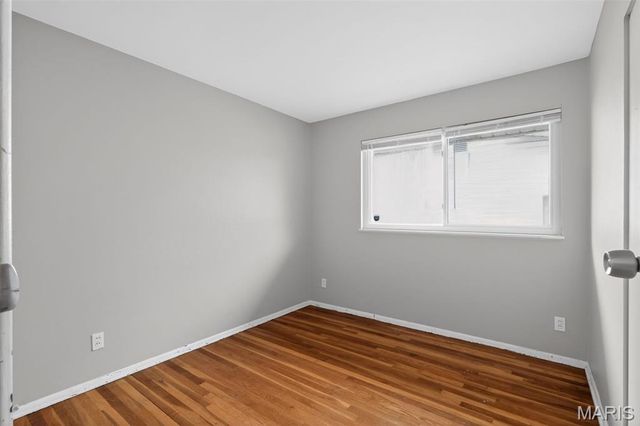 10139 Edgefield Drive, St Louis, MO 63136