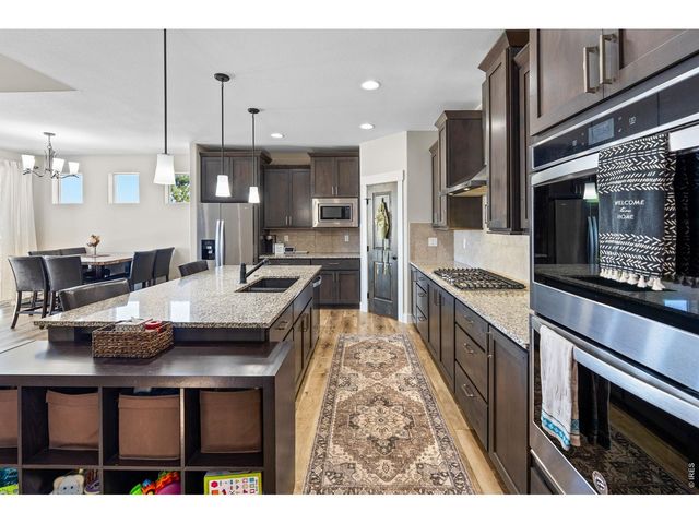 6040 Maidenhead Dr, Windsor, CO 80550
