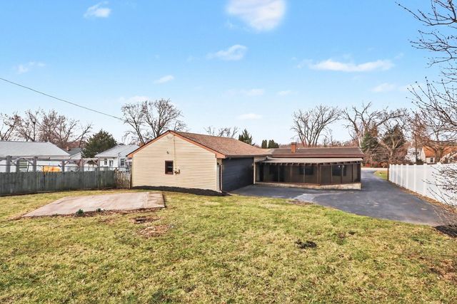 629 Thornton Street, Lockport, IL 60441