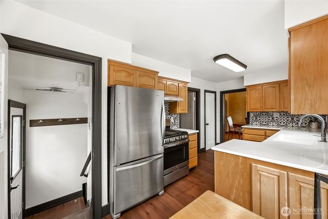 5002 6th Avenue, Tacoma, WA 98406