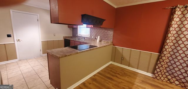 240 Lakewood Drive, Swainsboro, GA 30401