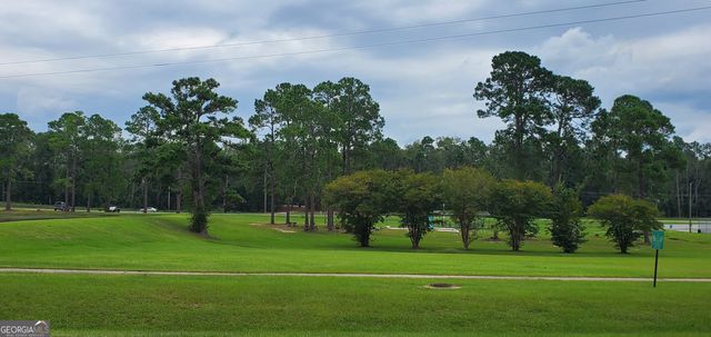 240 Lakewood Drive, Swainsboro, GA 30401