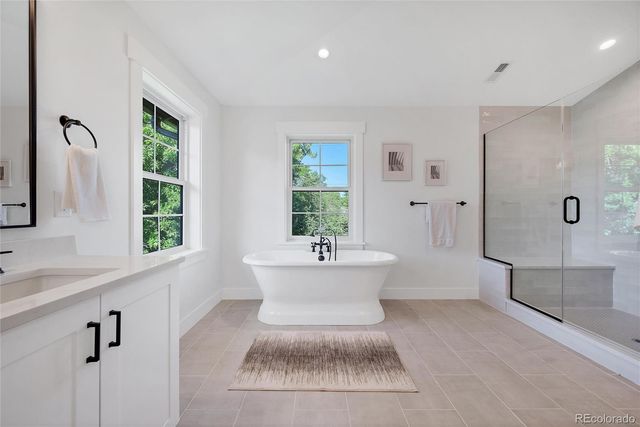 1035 N Leyden Street, Denver, CO 80220