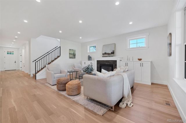 1035 N Leyden Street, Denver, CO 80220