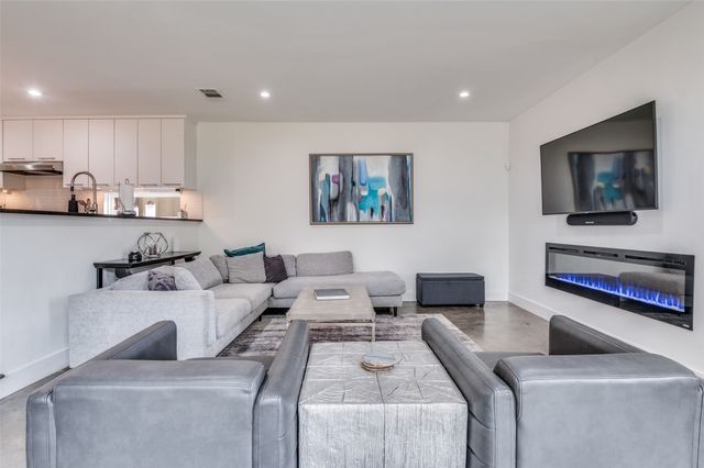 4015 Lively Lane, Dallas, TX 75220