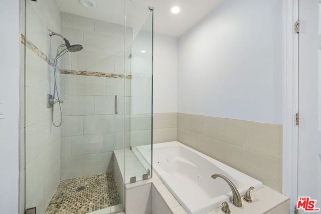 8837 Oak Park Avenue, Sherwood Forest, CA 91325