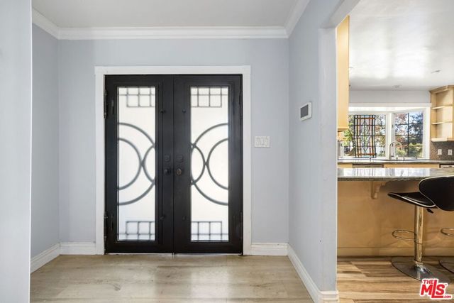 8837 Oak Park Avenue, Sherwood Forest, CA 91325