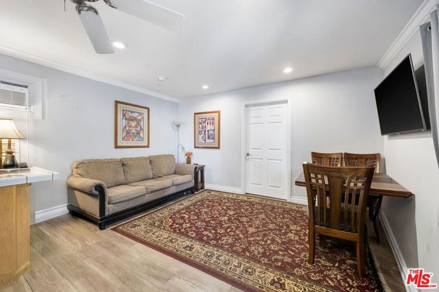 8837 Oak Park Avenue, Sherwood Forest, CA 91325