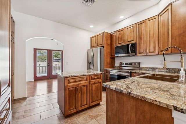 4527 HAINES ROAD N, St Petersburg, FL 33714